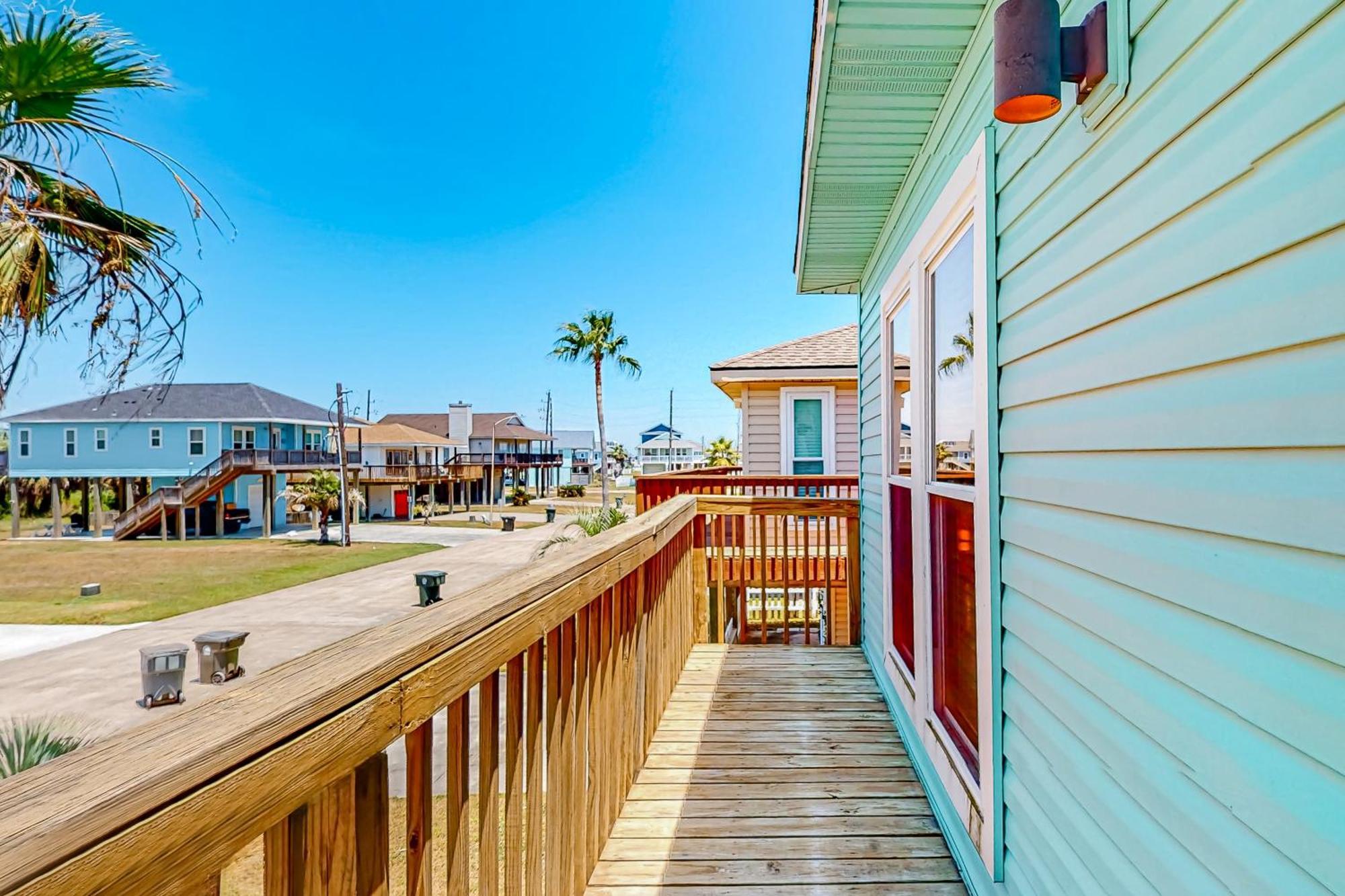 Smiles In Isla Del Sol Villa Galveston Exterior photo